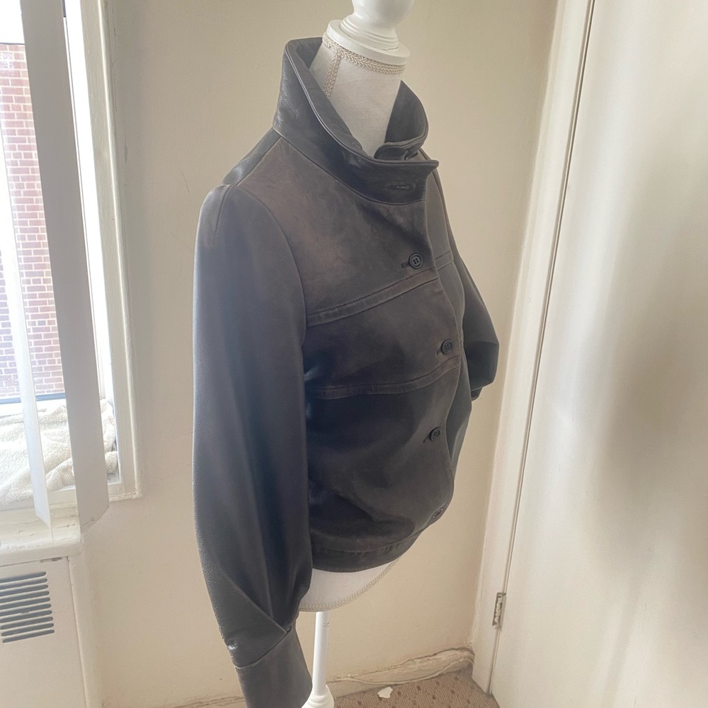 FARHI leather jacket;  button up lined and pockets - Picture 7 of 15